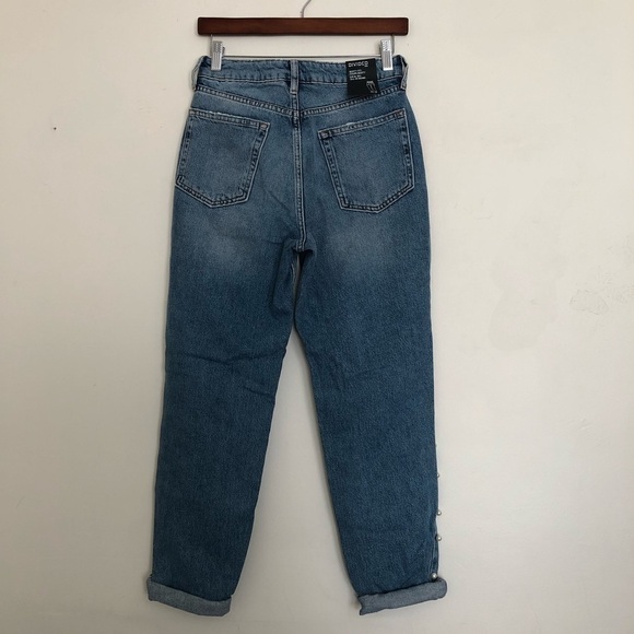 H&M high waisted pearl jeans - Picture 3 of 7